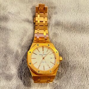 NEW: Beautiful Gold Iconic Watch Audemars Piguet-like